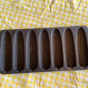 Cast iron bread stick pan.